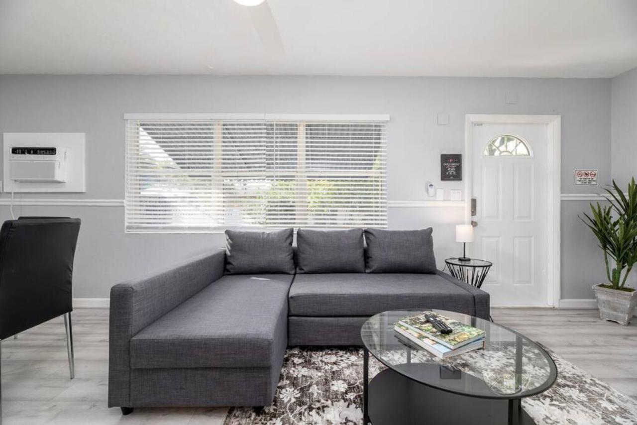 פורט לודרדייל The Residences At Lake Ridge Apt 3 מראה חיצוני תמונה