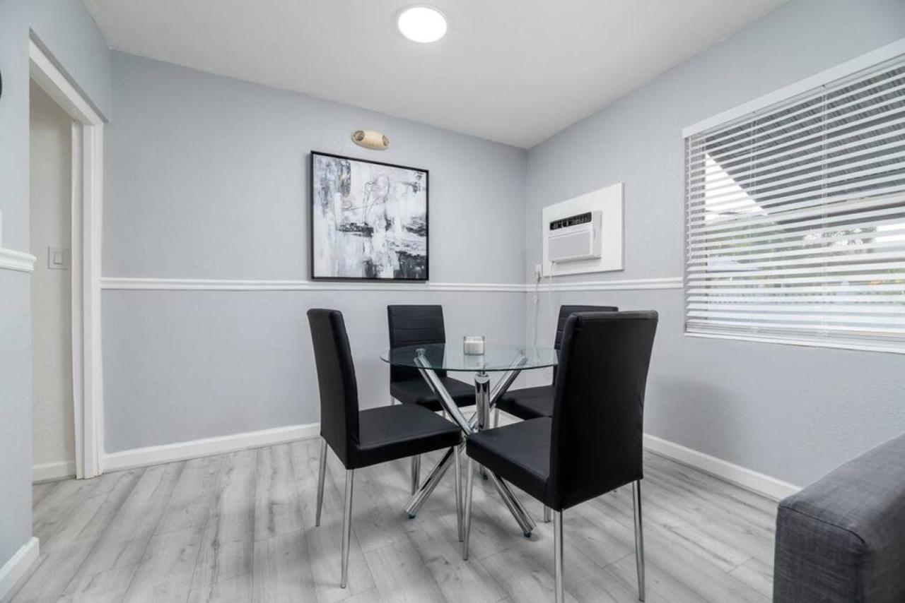 פורט לודרדייל The Residences At Lake Ridge Apt 3 מראה חיצוני תמונה